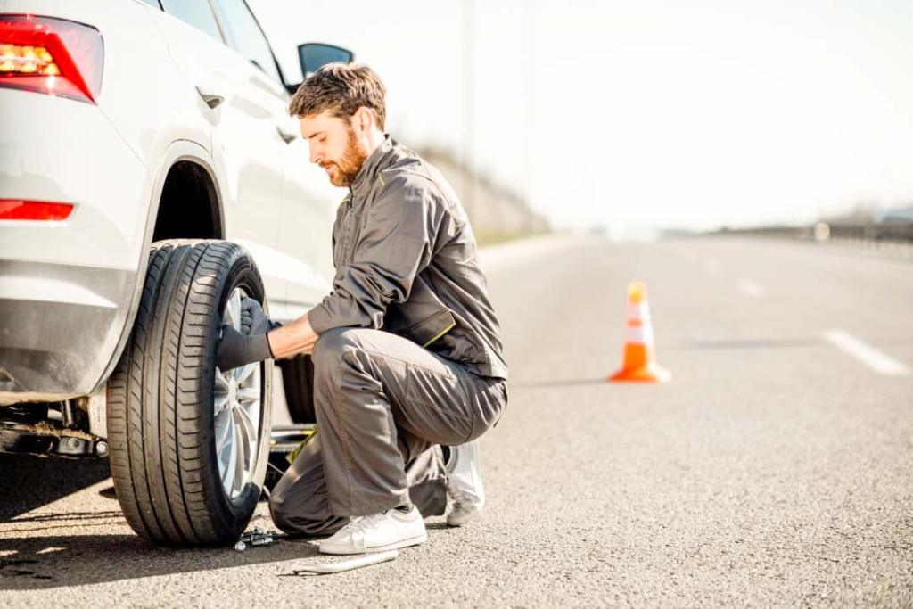 24/7 tire change and replacement services in